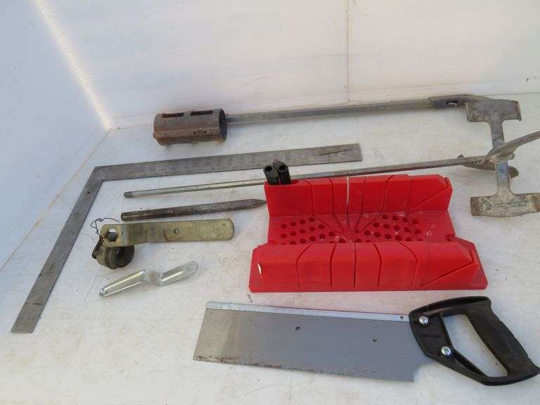 Marker Applicator/Miter Box & Mud Mixer