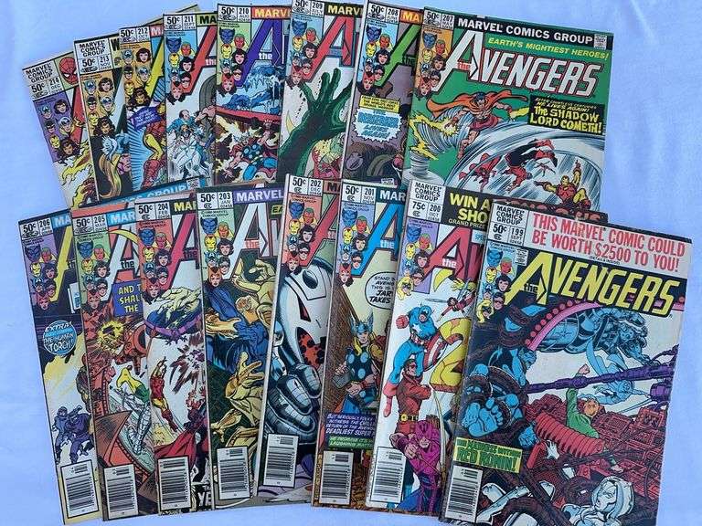 Lot of 16 different Avenger comic books