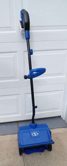 Tested - SnowJoe Model 24v- SS13 - XR Cordless Electric Snow Shovel