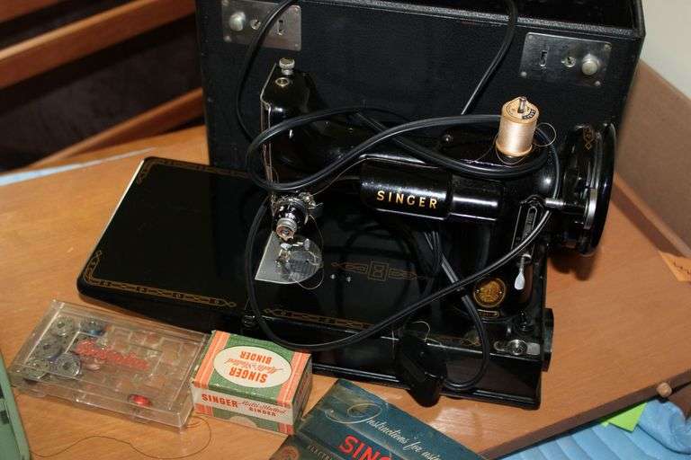 Singer Sewing Machine
