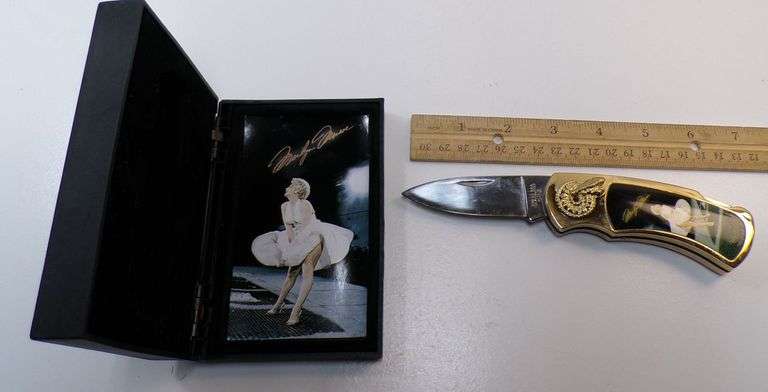 Marilyn Monroe 7" Lock-Blade Collector Knife