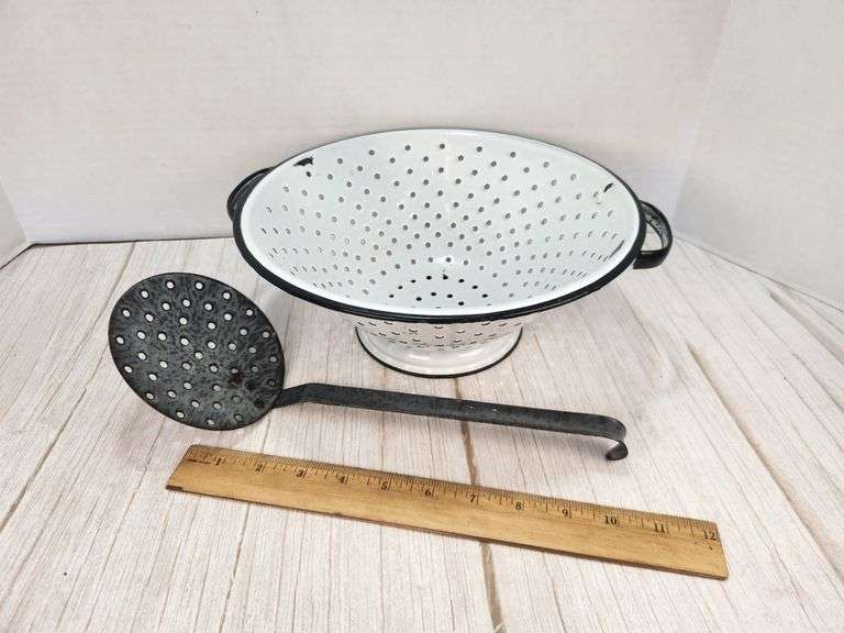 White & Granite Enamelware Colander and Skimmer