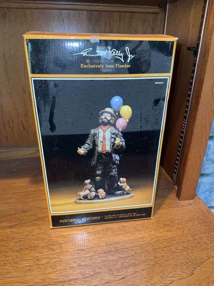 Emmett Kelly large figurine in box