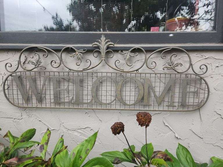 "Welcome" Metal Sign
