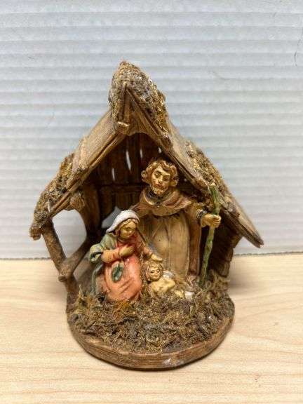Nativity Scene Figurine Featuring Holy Family Marked Italy 1458