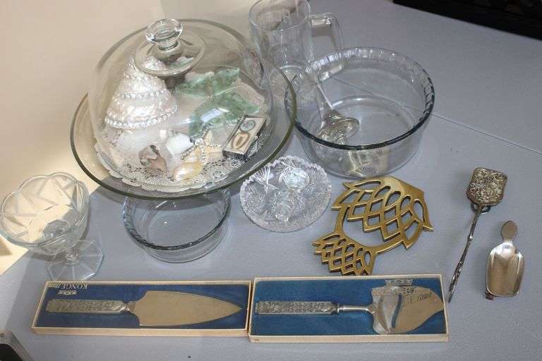 Glass Serveware & Utensils