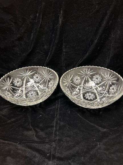 Glass Bowls with Starburst Design, 10-Inch Diameter