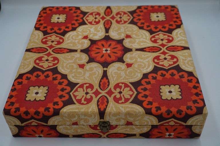 1974 Jean-Paul Loup “Noël” Enamel Art Plate – Bétourné Limoges, France, in 1975 Presentation Box