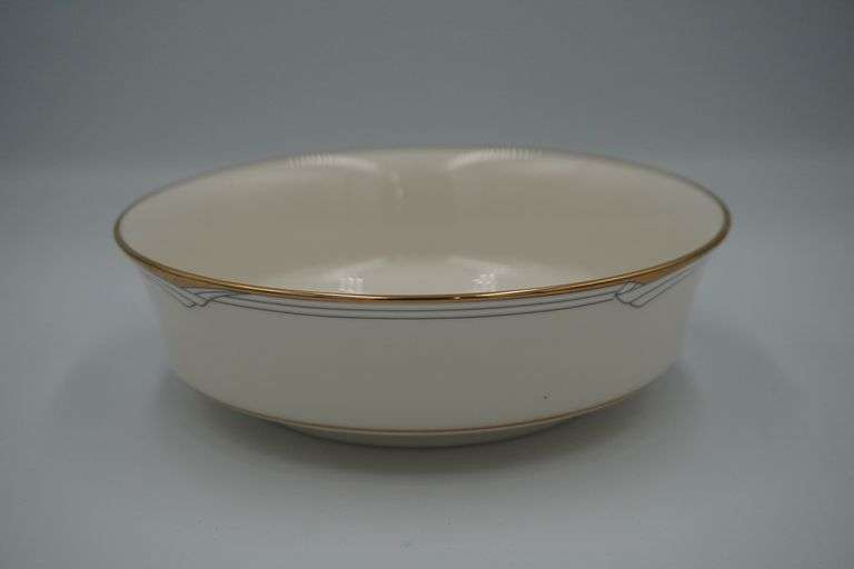 Noritake “Golden Cove” Fine China Serving Bowl – Japan