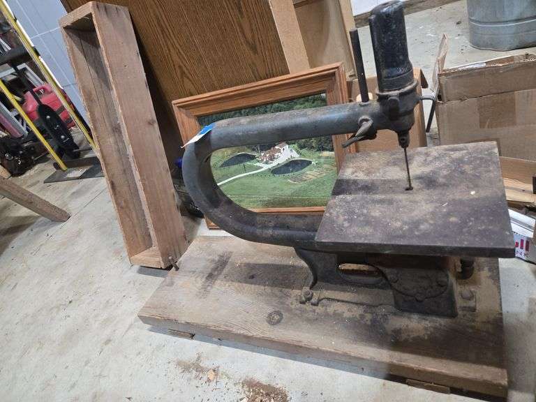 Walker, Turner company, 24 inch driver line scroll Saw - Auction Ohio