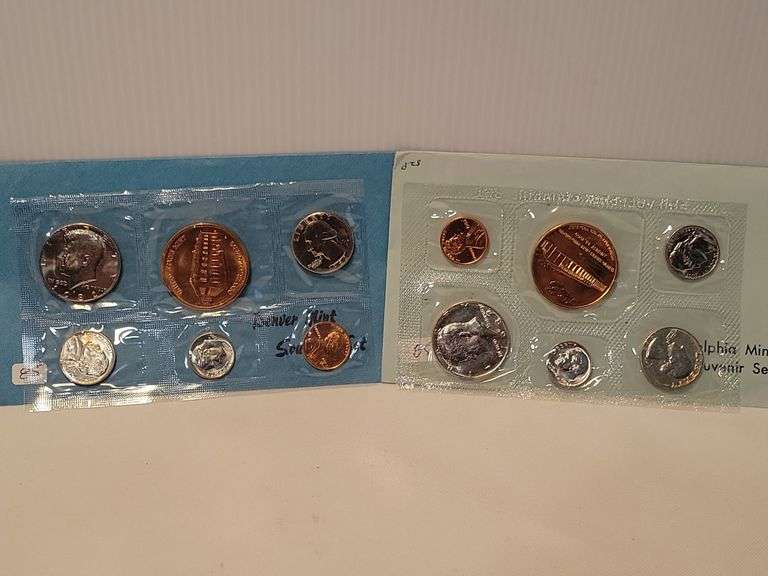 1982 Souvenir Set - UNC