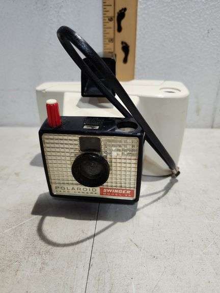 Vintage Polaroid Land Camera Swinger Model 20
