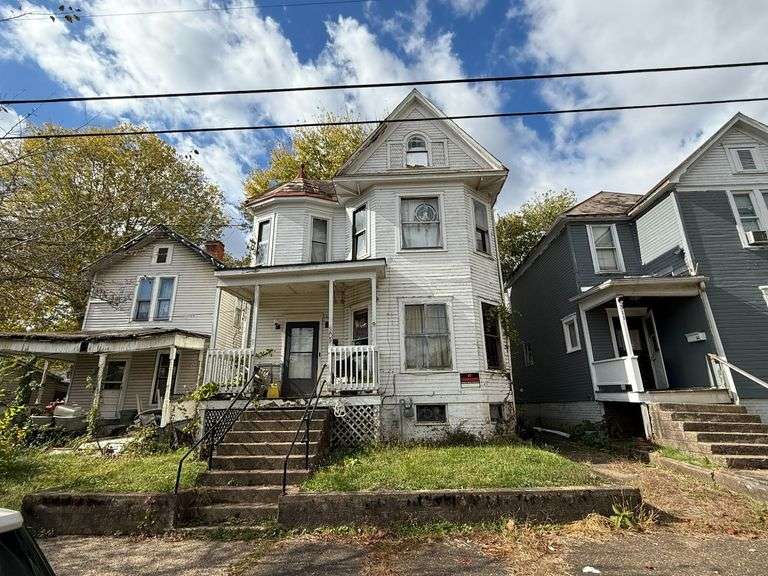 309 Harmar Street Marietta, OH 45750