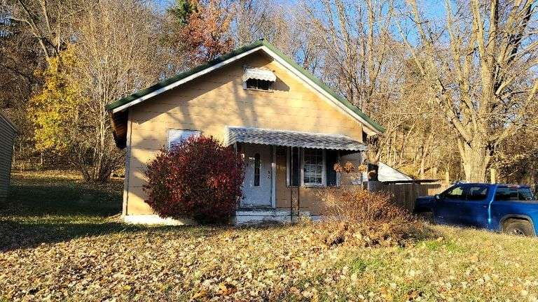 1021 Sugar Grove Rd SE, Lancaster, OH 43130