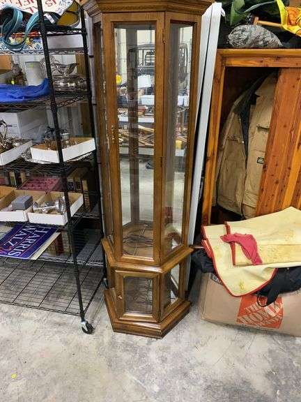 Gorgeous, lighted curio cabinet
