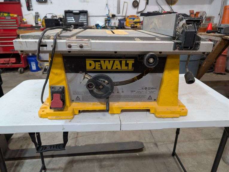 DeWalt DW744 Portable Table Saw with Adjustable Angle Guide - Auction Ohio