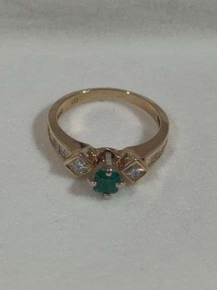 Emerald & Diamond 14k Ring