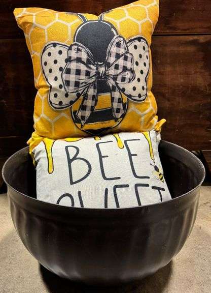 Large Planter Pot with Cute Bee Throw Pillows