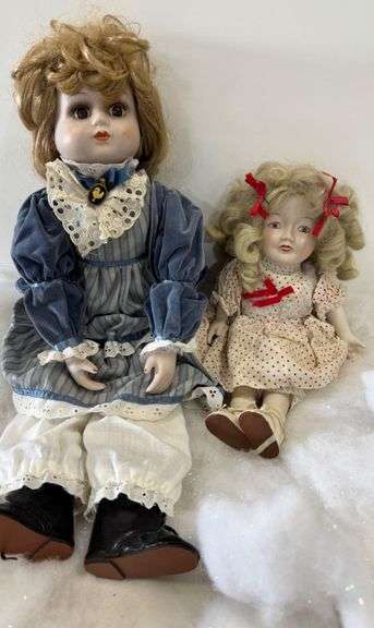 Porcelain Dolls in Period-Style Clothing
