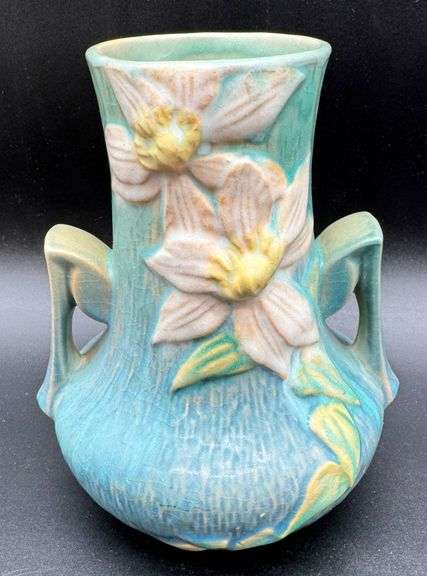 Roseville Pottery Daffodil Vase with Double Handles