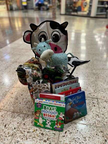 Child's Cow Lawn Chair, Farm Quilt & Toys