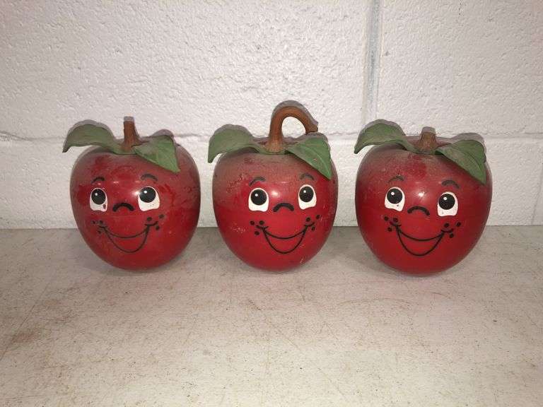Happy apples
