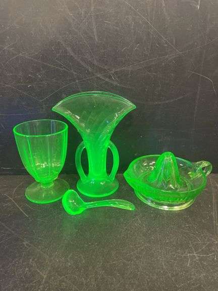 Uranium glass