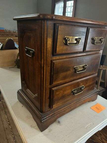 Three drawer end table Auction Ohio