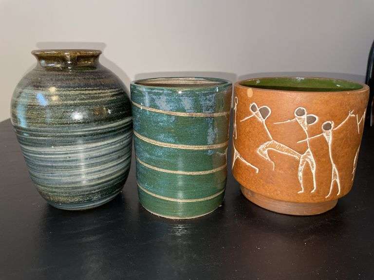 Ceramic vessels