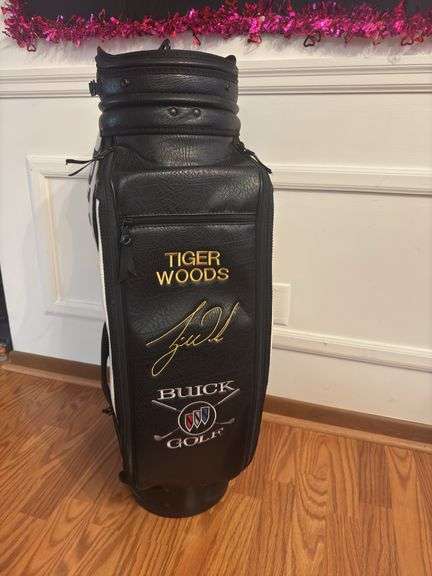 Tiger Woods Buick Golf Bag NWT - Auction Ohio