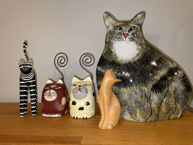 Cat decor