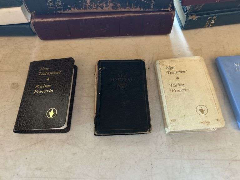 Lot Of Assorted Bibles And Religious Books Auction Ohio