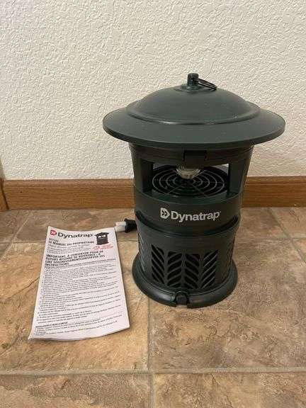 Dynatrap DT1200SR Insect Trap With Stand Base And Pole – Electric Outdoor Lantern Style