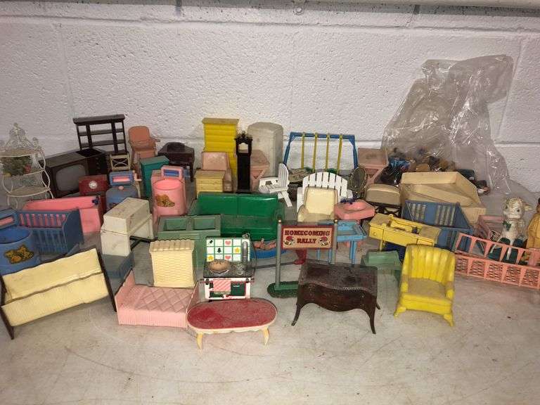Doll House Accessories