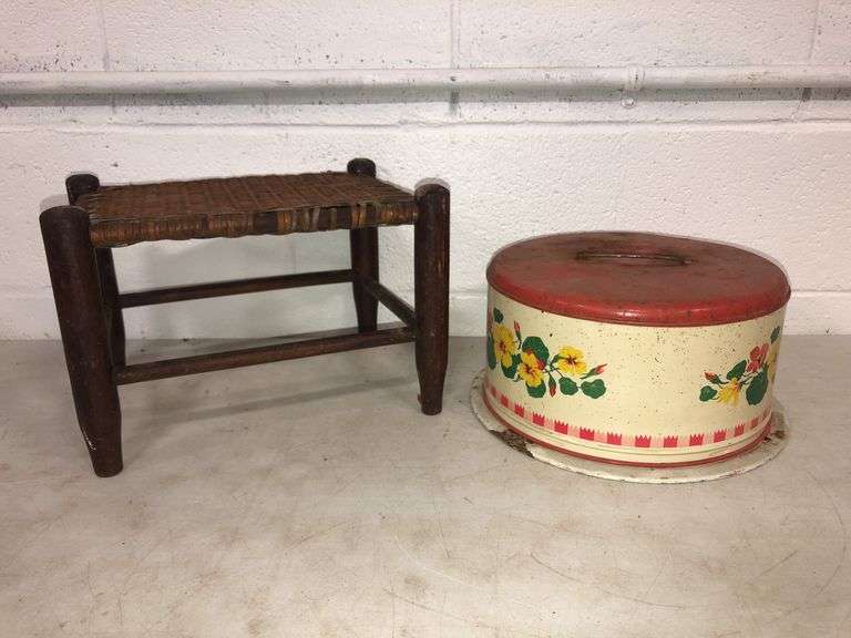 Decoware and stool