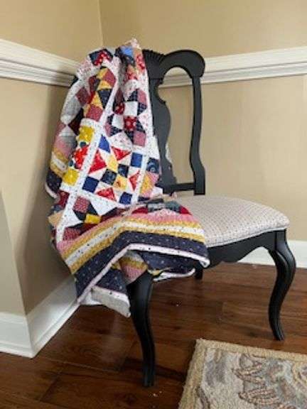 Accent Chair & Quilt w/ 2 matching pillow cases