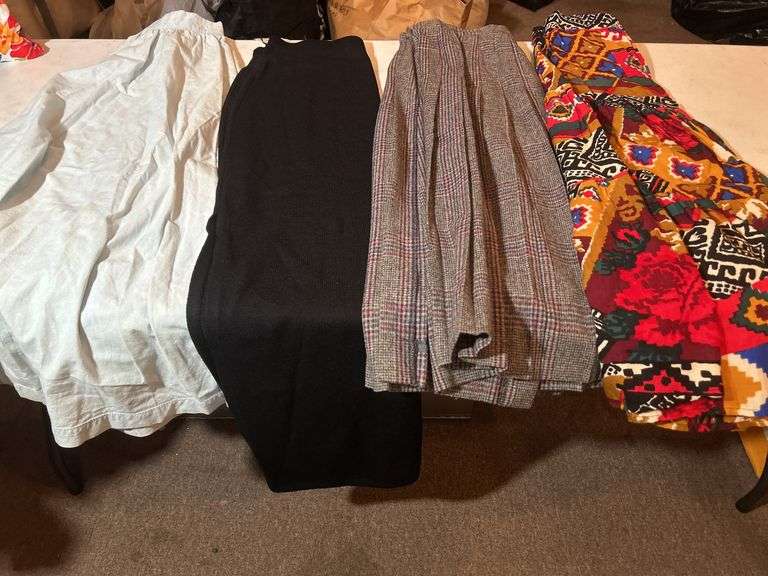 Ladies' Dress Skirts Size 14-L