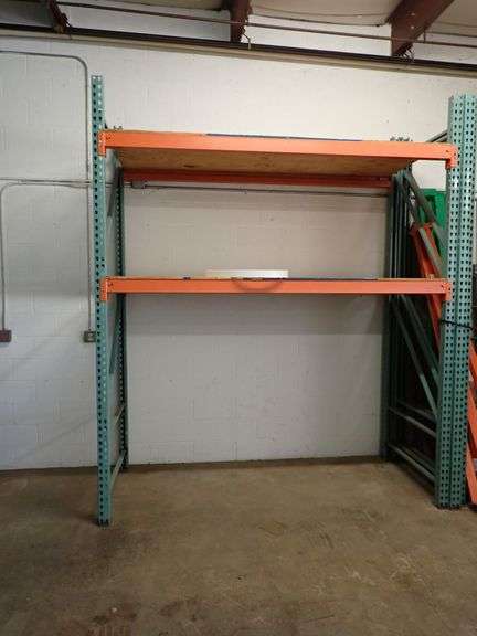 INDUSTRIAL PALLET RACKING 2 UPRIGHTS 4 BEAMS NO WOOD SHELVES