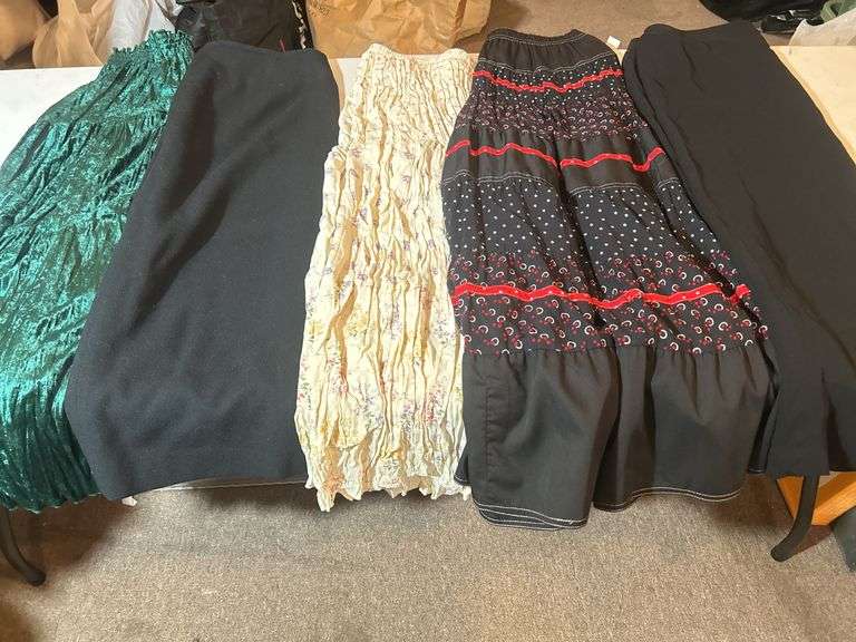 Ladies' Dress Skirts Size 14