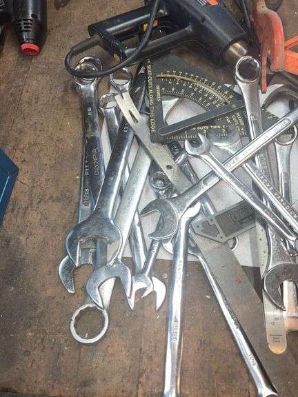 Assorted tools - Auction Ohio