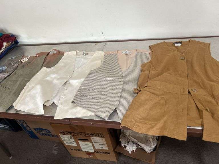 Ladies' Dressy Vests Size 14-L