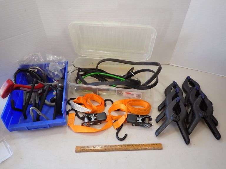 TOOLS LOT - TOOL HANGERS - BUNGEE & RACHET STRAPS - 6X SPRING LOADED CLAMPS