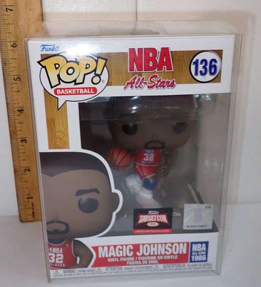 2021 Funko POP Basketball "Magic Johnson" #136 action figure.