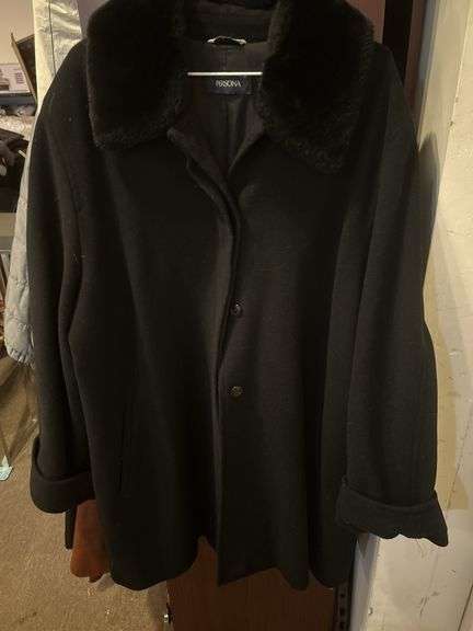 Ladies' Coat