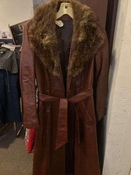 Ladies' Vintage Leather Coat Size 7-8