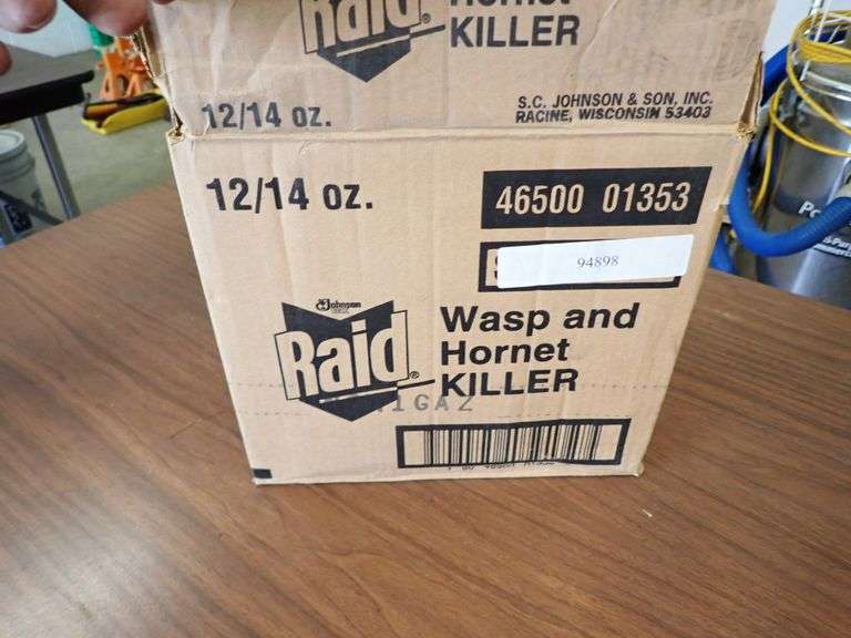 8X +1 -14OZ BOTTLES OF RAID WASP & HORNET KILLER