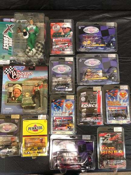 Auto Racing Items Assorted Racing Collectibles - Auction Ohio