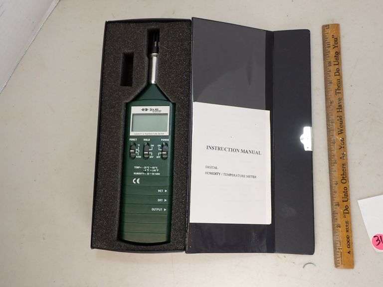 Working DryAir Technology Digital Humidity / Temperature Meter w/manual & case