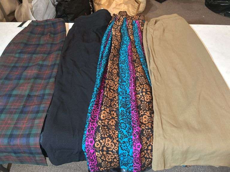 Ladies' Dress Skirts Size 16