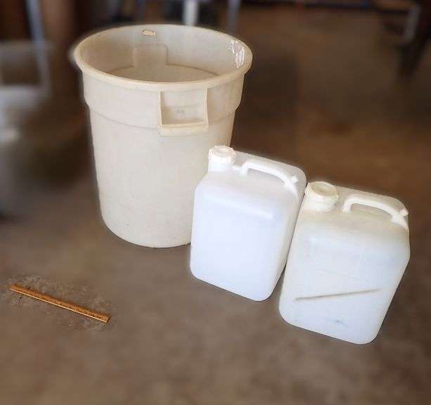 TWO 5 gallon Rectangular Carboy & Continental Huskee 32gal plastic can